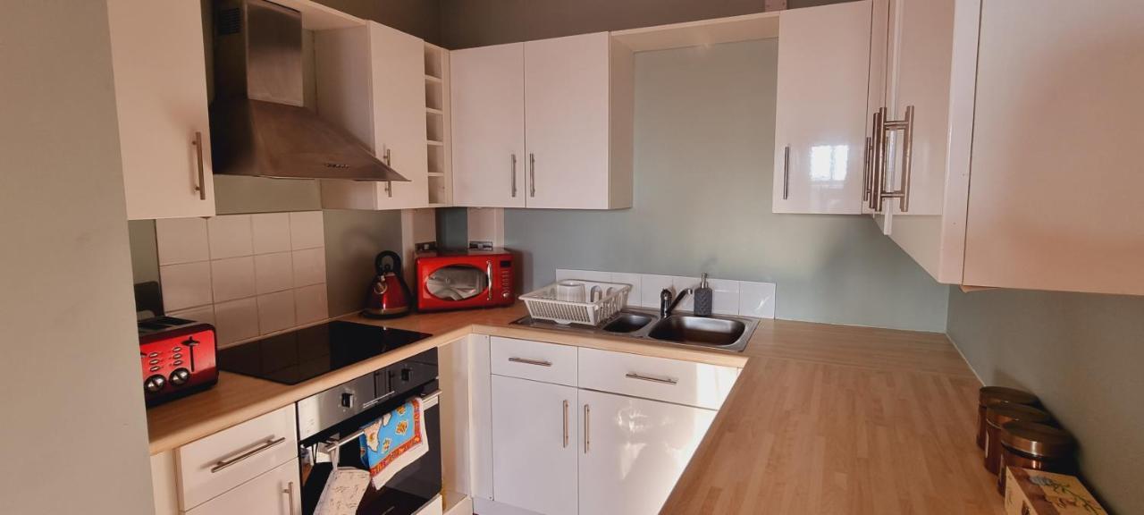 Modern And Spacious Swansea Centre Apartment Exterior foto